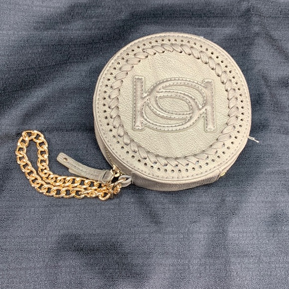 bebe Handbags - Rare bebe Round Wristlet Wallet Purse W/Gold Chain And Zip Around
